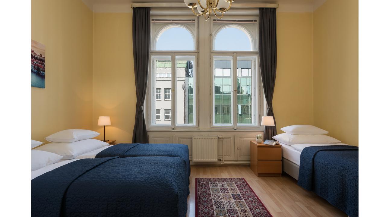 Old Town Residence Apartments Prag Rum bild